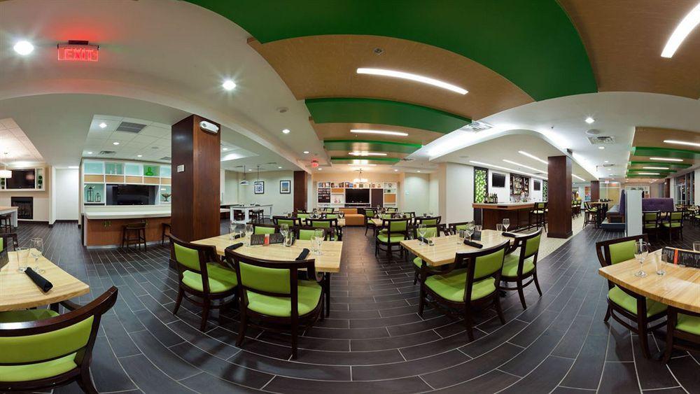 Holiday Inn Clark - Newark By Ihg Exterior photo