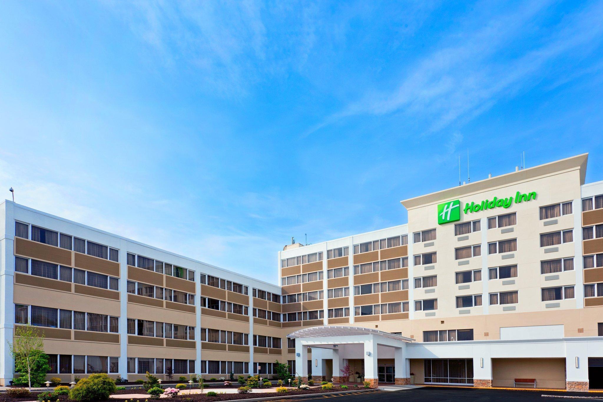 Holiday Inn Clark - Newark By Ihg Exterior photo