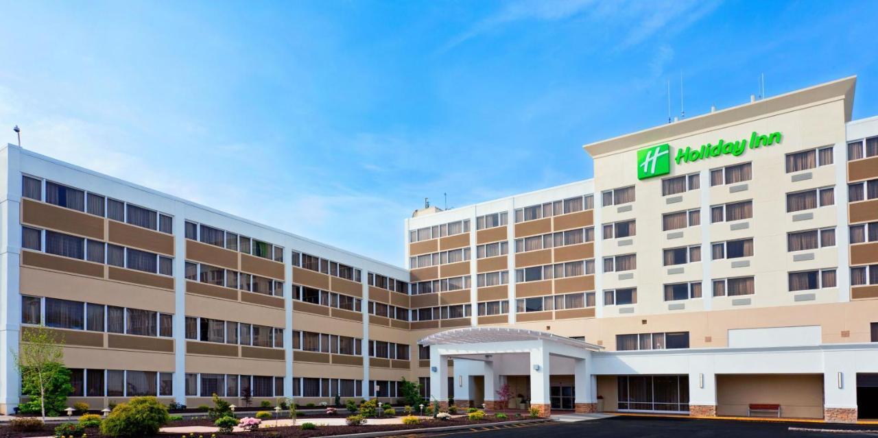 Holiday Inn Clark - Newark By Ihg Exterior photo